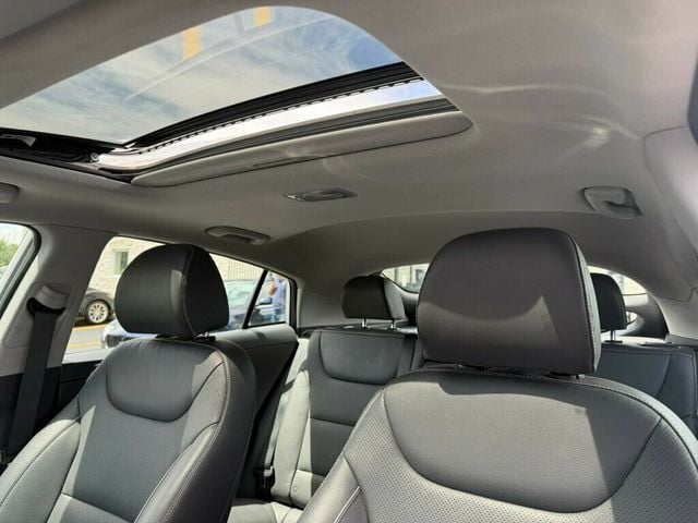 2017 Hyundai Ioniq Hybrid Limited Hatchback - 23028508 - 4