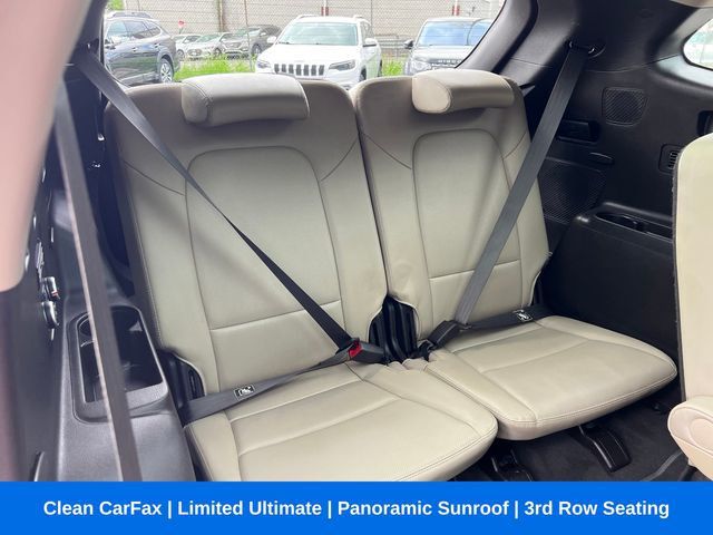 2017 Hyundai Santa Fe Limited Ultimate 3.3L Automatic - 23061511 - 19