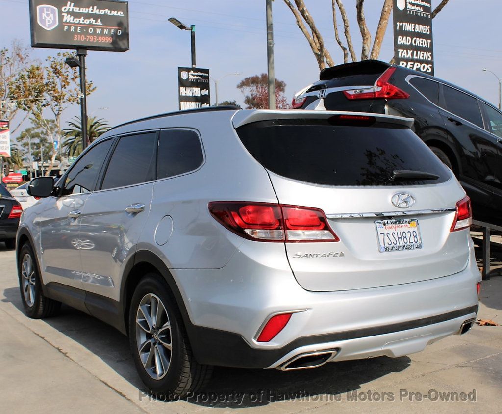 2017 Hyundai Santa Fe Limited Ultimate 3.3L Automatic - 22637877 - 4