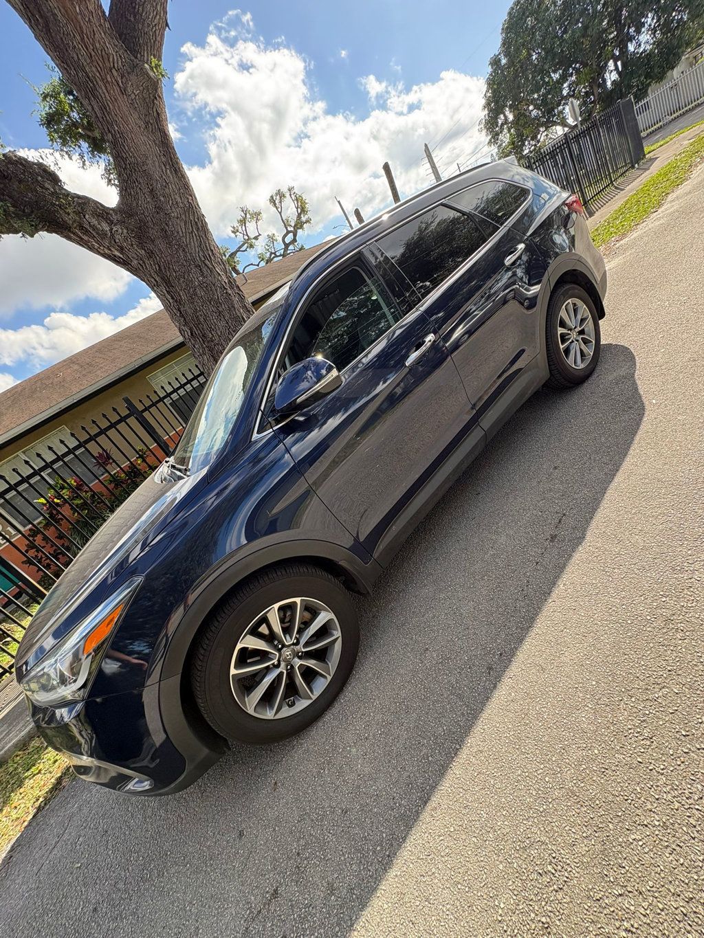 2017 Hyundai Santa Fe Limited Ultimate 3.3L Automatic AWD - 22956153 - 1