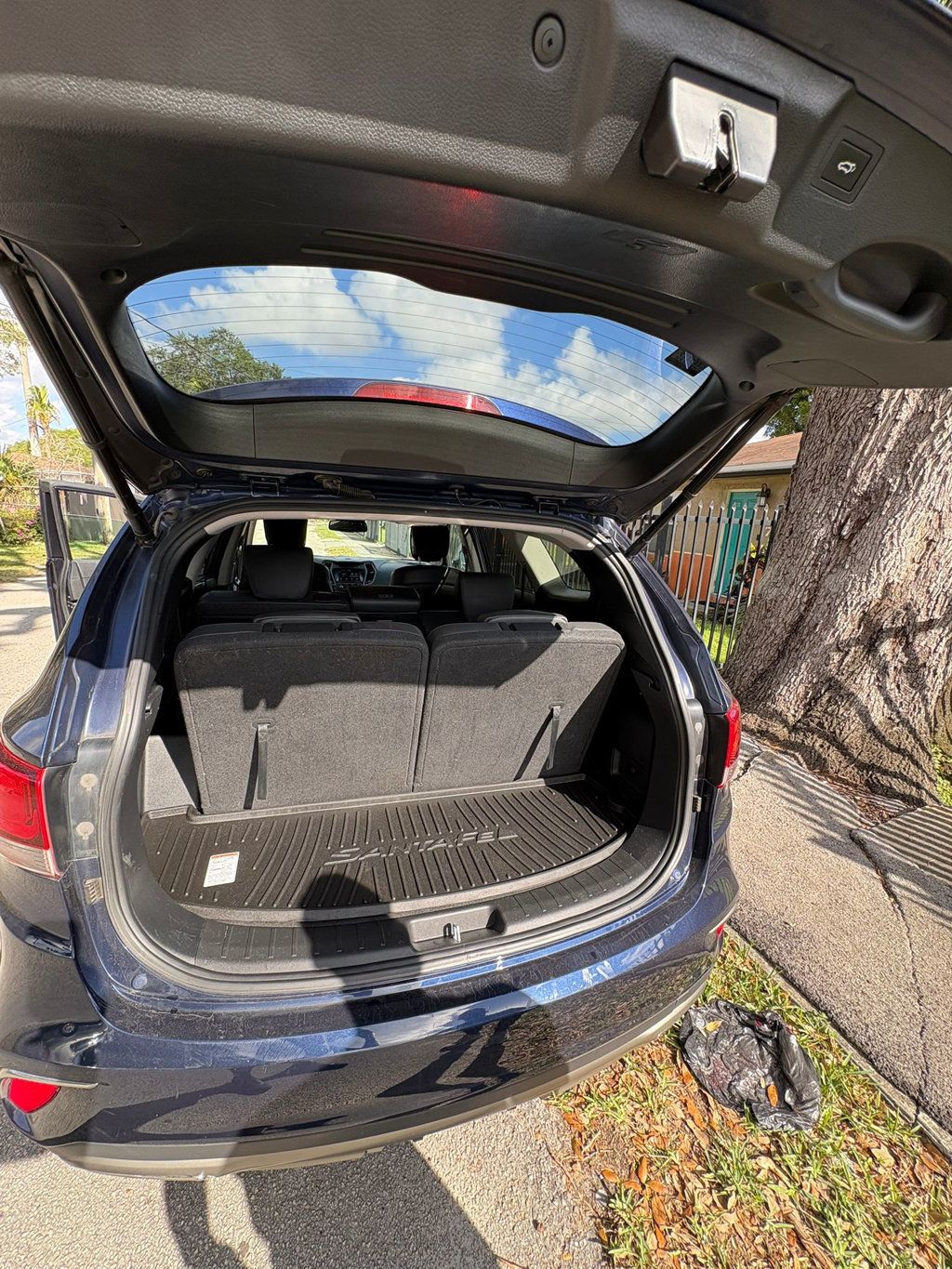 2017 Hyundai Santa Fe Limited Ultimate 3.3L Automatic AWD - 22956153 - 4