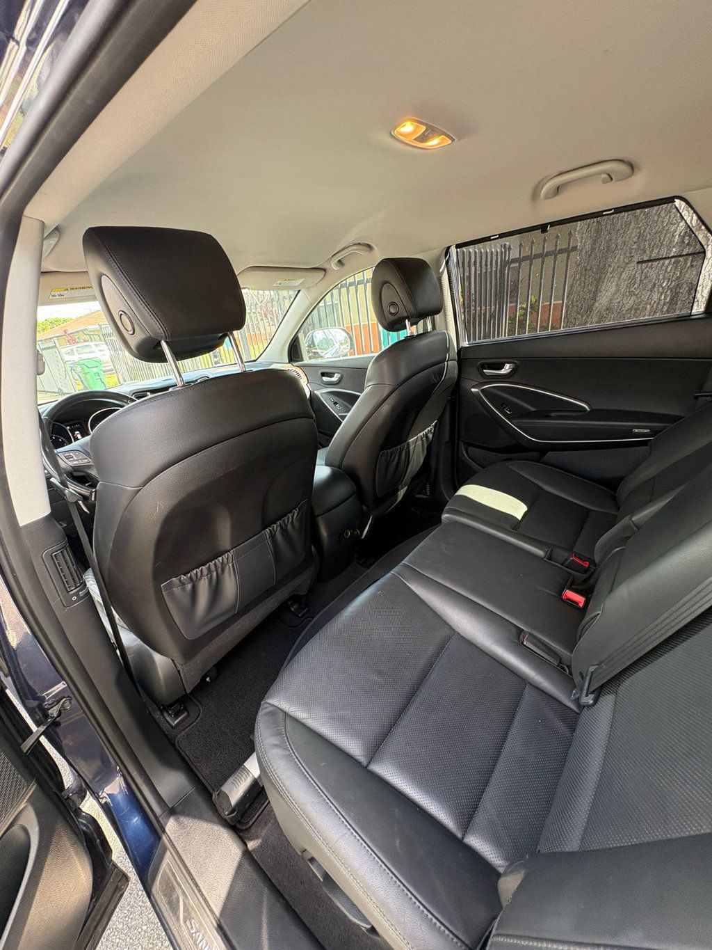 2017 Hyundai Santa Fe Limited Ultimate 3.3L Automatic AWD - 22956153 - 5