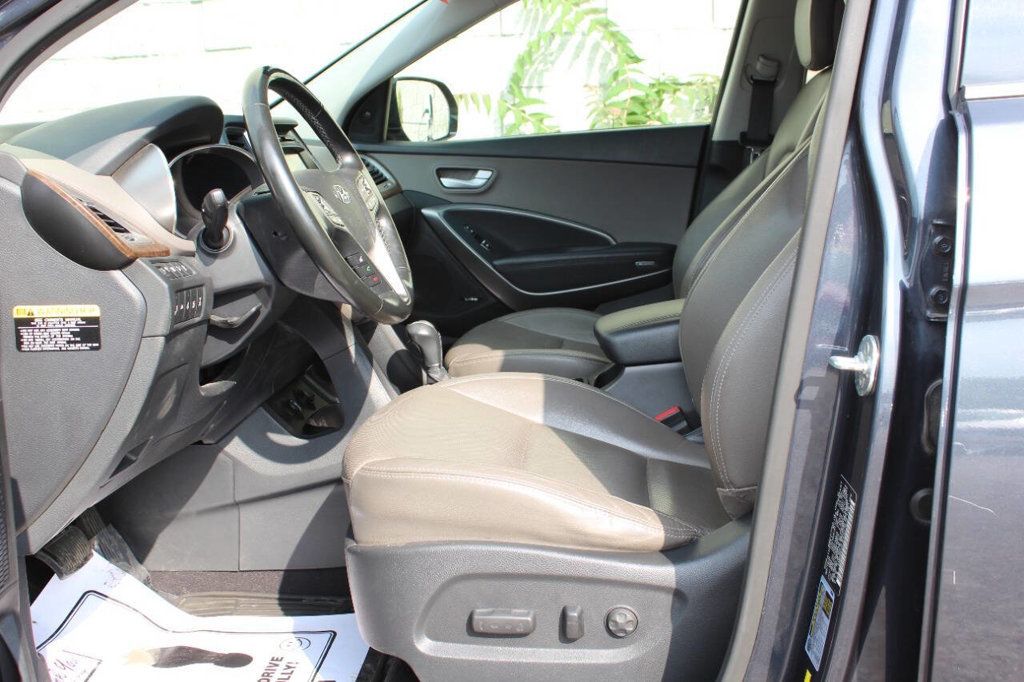2017 Hyundai Santa Fe Limited Ultimate 3.3L Automatic AWD - 22896446 - 10