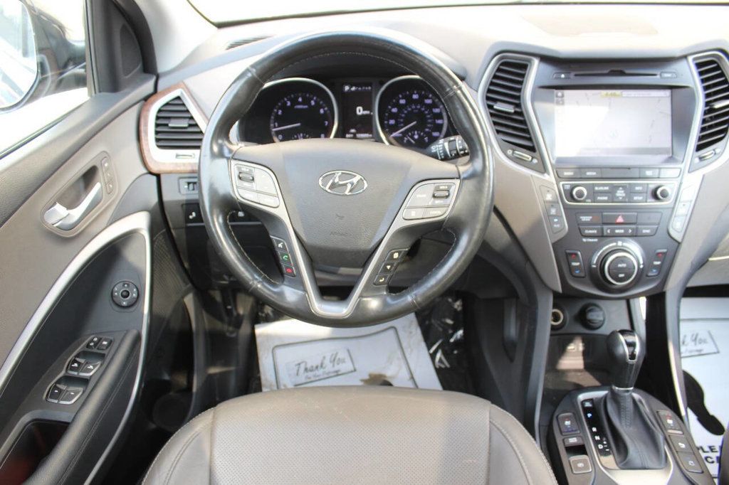 2017 Hyundai Santa Fe Limited Ultimate 3.3L Automatic AWD - 22896446 - 20