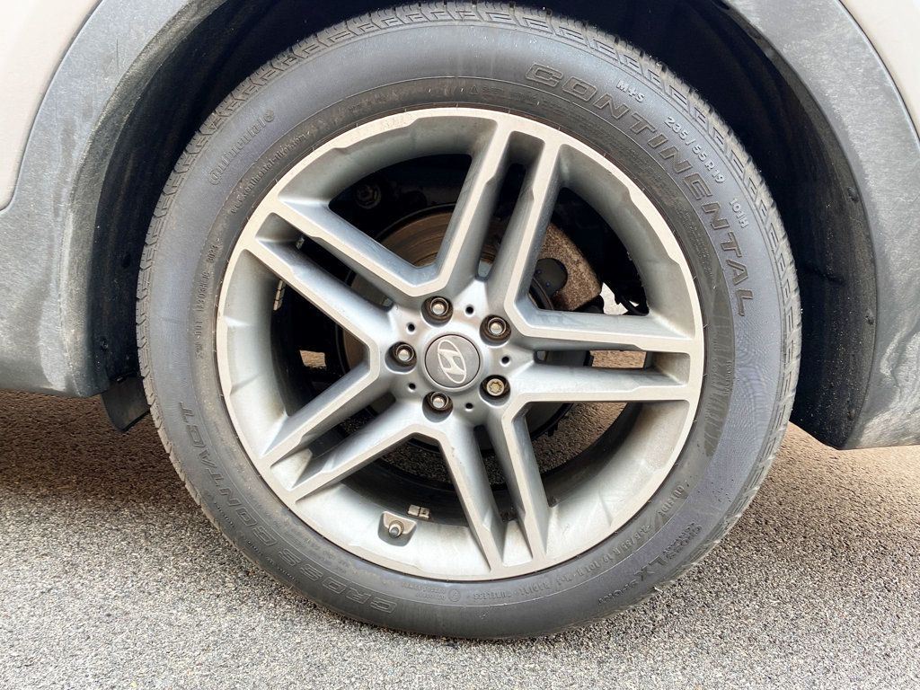 2017 Hyundai Santa Fe Limited Ultimate 3.3L Automatic AWD - 22993135 - 15