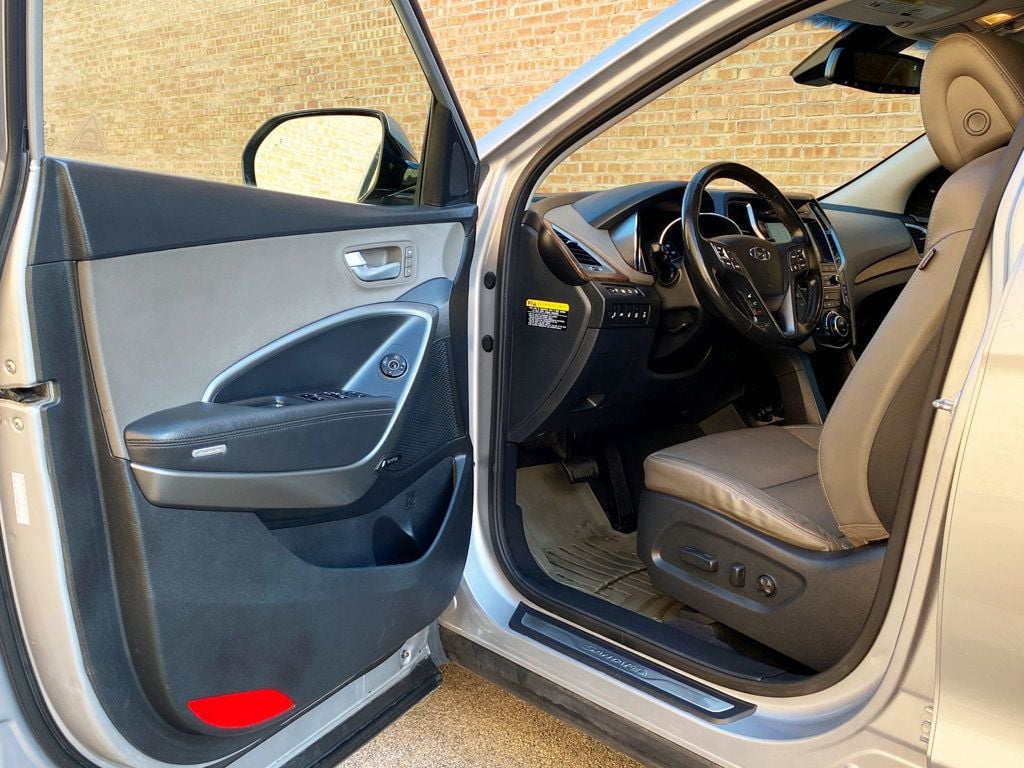 2017 Hyundai Santa Fe Limited Ultimate 3.3L Automatic AWD - 22993135 - 18