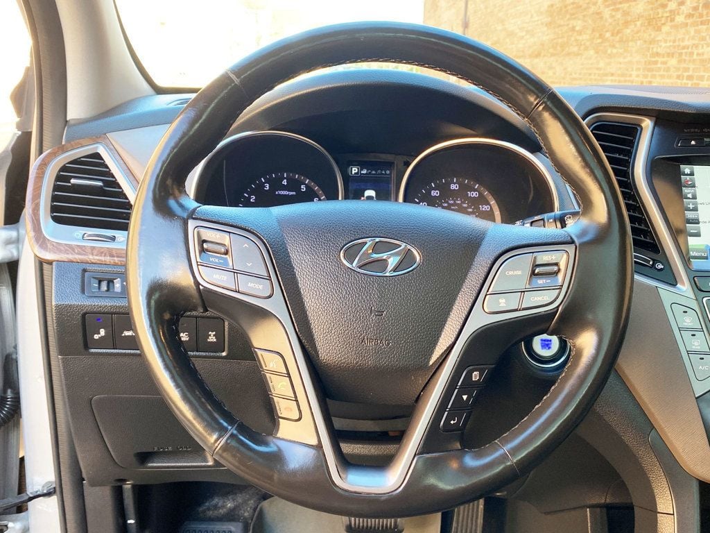 2017 Hyundai Santa Fe Limited Ultimate 3.3L Automatic AWD - 22993135 - 27