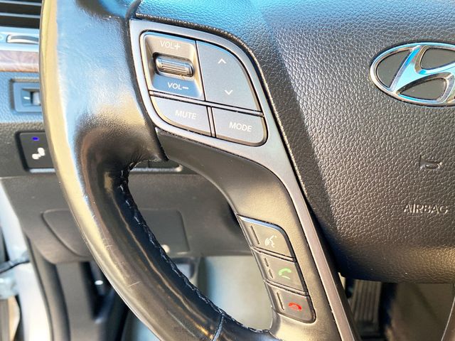 2017 Hyundai Santa Fe Limited Ultimate 3.3L Automatic AWD - 22993135 - 28