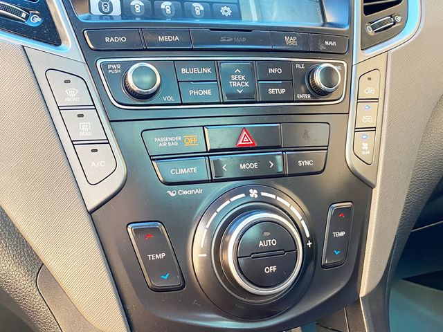 2017 Hyundai Santa Fe Limited Ultimate 3.3L Automatic AWD - 22993135 - 36