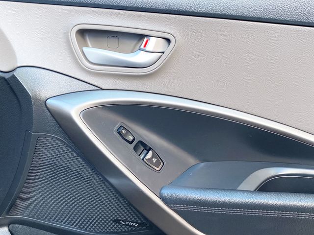 2017 Hyundai Santa Fe Limited Ultimate 3.3L Automatic AWD - 22993135 - 45