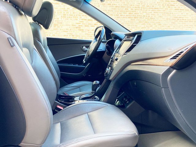 2017 Hyundai Santa Fe Limited Ultimate 3.3L Automatic AWD - 22993135 - 46