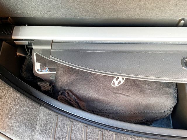 2017 Hyundai Santa Fe Limited Ultimate 3.3L Automatic AWD - 22993135 - 68