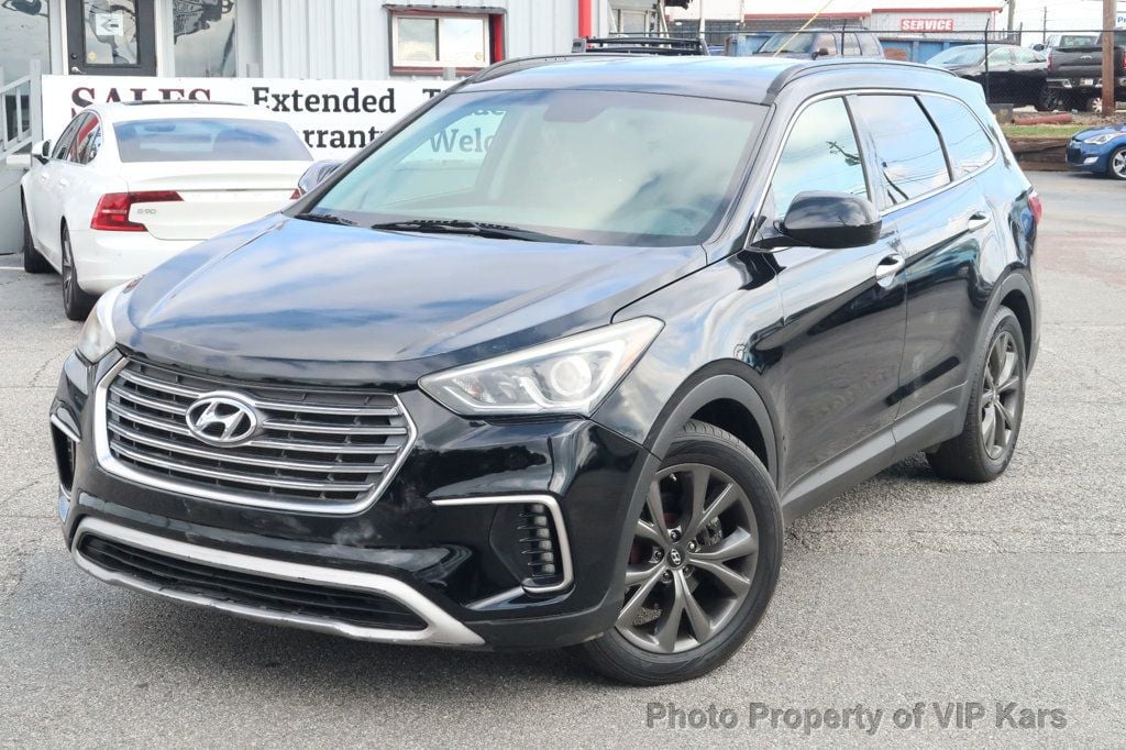 2017 Hyundai Santa Fe SE 3.3L Automatic - 22580970 - 24