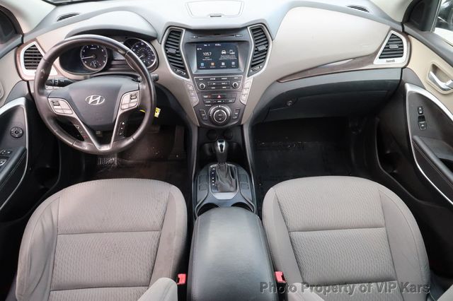 2017 Hyundai Santa Fe SE 3.3L Automatic - 22580970 - 7