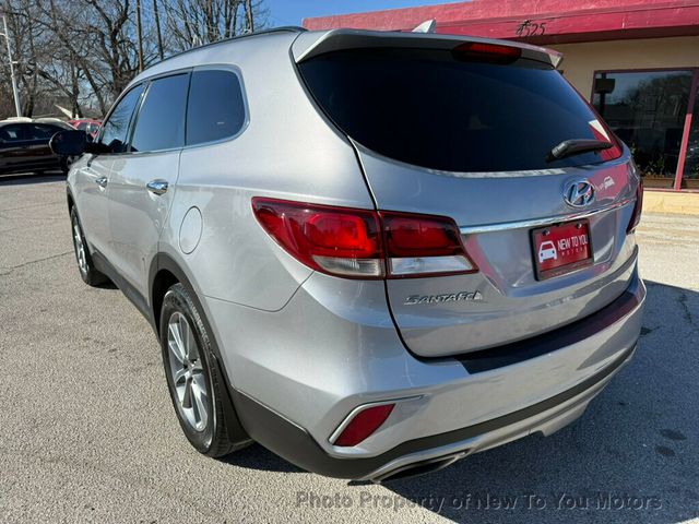 2017 Hyundai Santa Fe SE 3.3L Automatic - 22991830 - 25