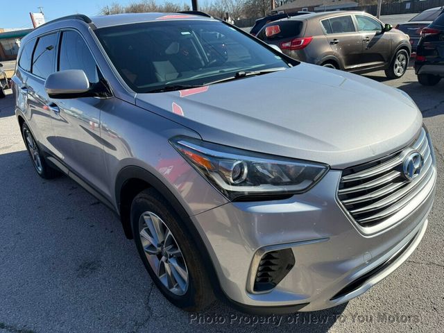 2017 Hyundai Santa Fe SE 3.3L Automatic - 22991830 - 26