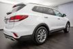 2017 Hyundai Santa Fe SE 3.3L Automatic - 22646139 - 31