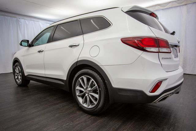 2017 Hyundai Santa Fe SE 3.3L Automatic - 22646139 - 32