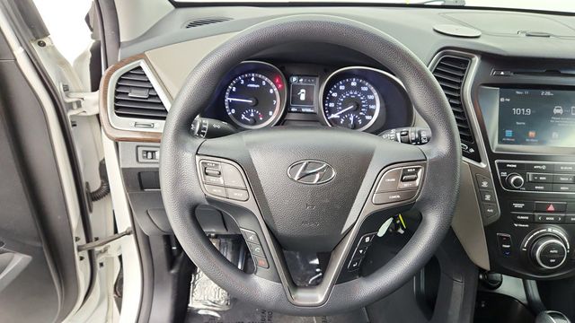 2017 Hyundai Santa Fe SE 3.3L Automatic - 22944788 - 12