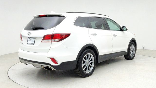 2017 Hyundai Santa Fe SE 3.3L Automatic - 22944788 - 4
