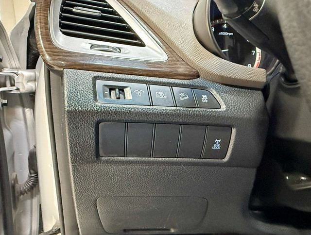 2017 Hyundai Santa Fe SE 3.3L Automatic AWD - 22958567 - 12