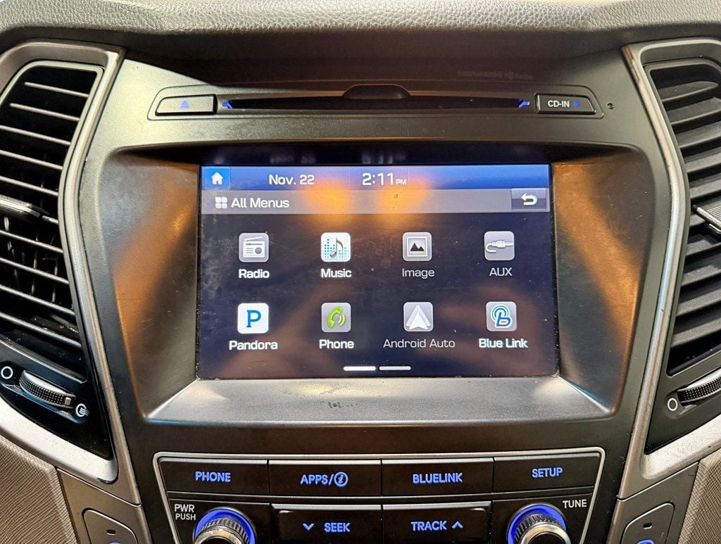 2017 Hyundai Santa Fe SE 3.3L Automatic AWD - 22958567 - 16