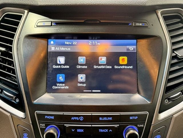 2017 Hyundai Santa Fe SE 3.3L Automatic AWD - 22958567 - 17