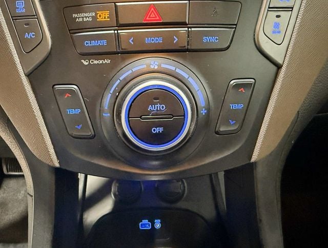 2017 Hyundai Santa Fe SE 3.3L Automatic AWD - 22958567 - 20