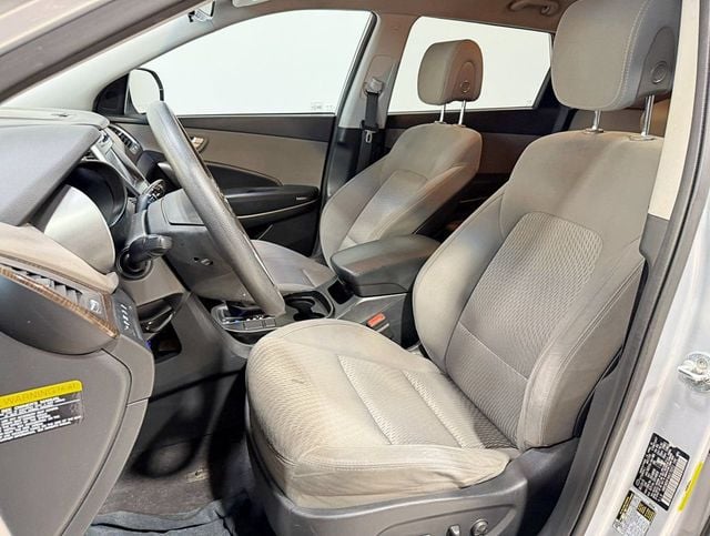 2017 Hyundai Santa Fe SE 3.3L Automatic AWD - 22958567 - 25