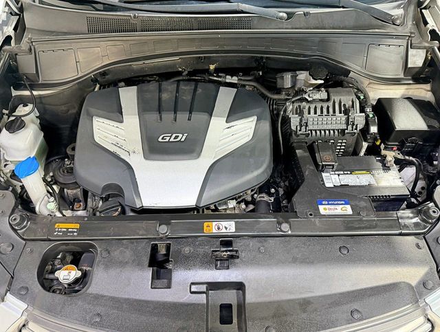 2017 Hyundai Santa Fe SE 3.3L Automatic AWD - 22958567 - 41