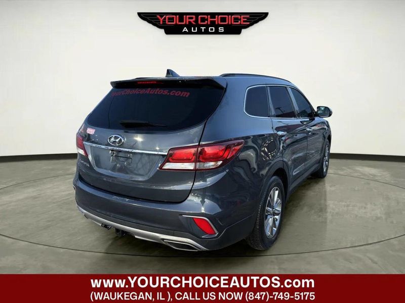 2017 Hyundai Santa Fe SE 4dr SUV - 22974791 - 4