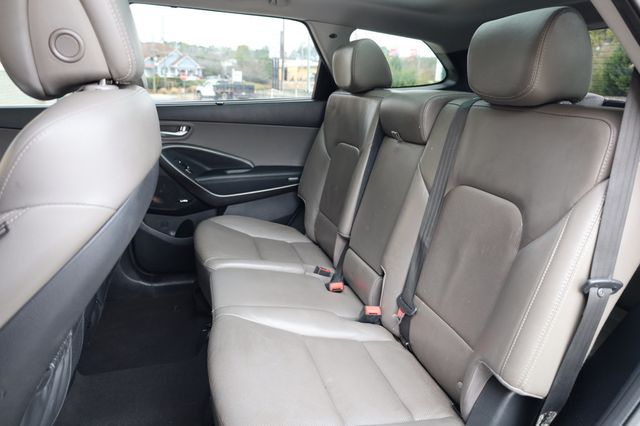 2017 Hyundai Santa Fe SE Ultimate 3.3L Automatic - 22908436 - 22