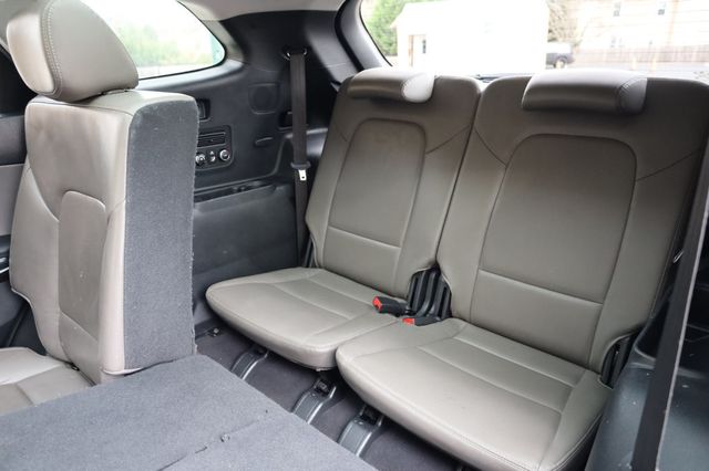 2017 Hyundai Santa Fe SE Ultimate 3.3L Automatic - 22908436 - 23