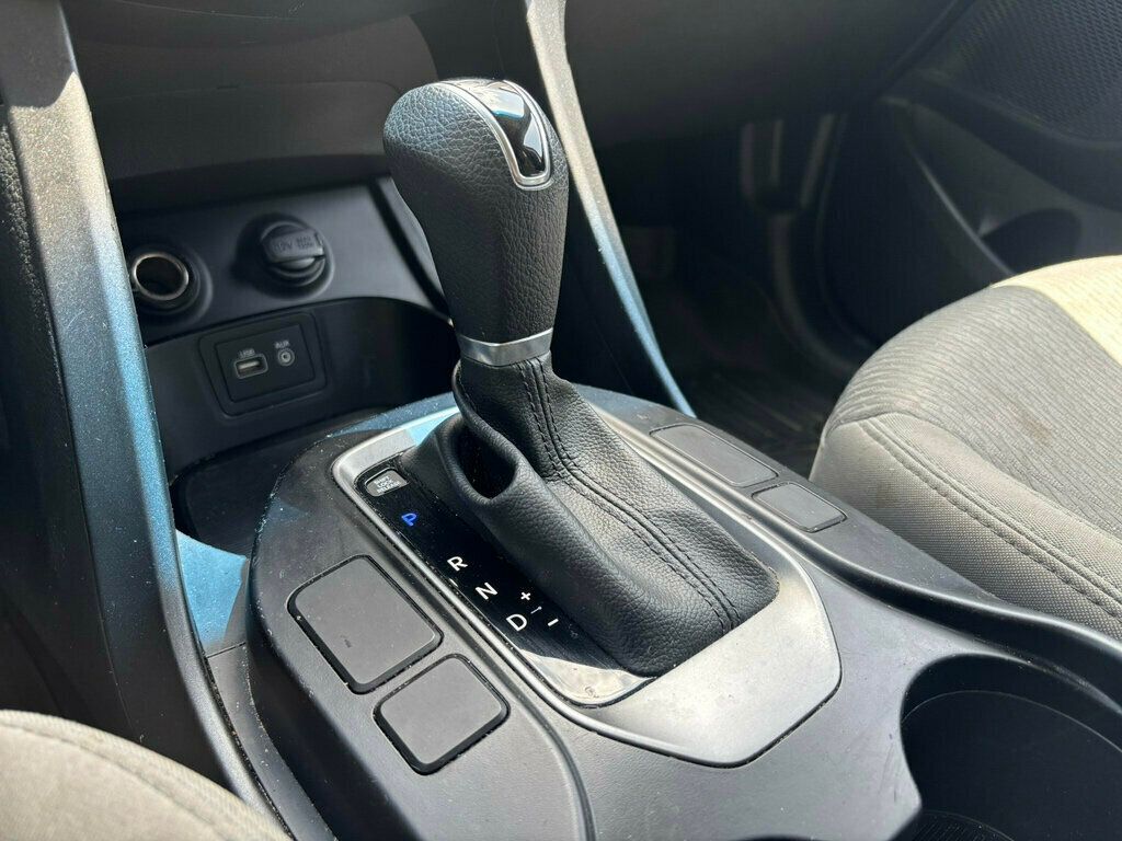 2017 Hyundai Santa Fe Sport 2017 Hyundai Santa Fe Sport - 22883006 - 28