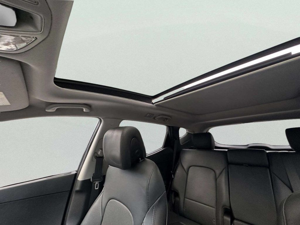 2017 Hyundai Santa Fe Sport 2.0T Ultimate Automatic AWD - 22982285 - 31