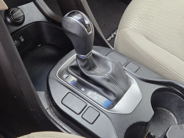 2017 Hyundai Santa Fe Sport 2.4L Automatic - 22967876 - 19