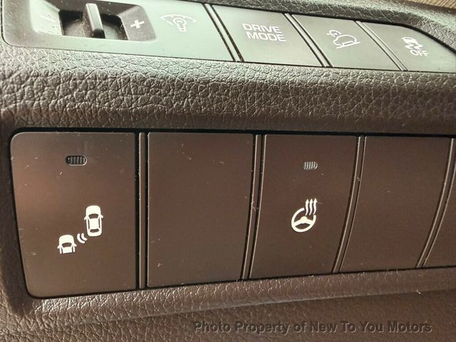 2017 Hyundai Santa Fe Sport 2.4L Automatic - 23042723 - 18