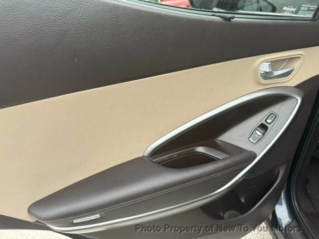 2017 Hyundai Santa Fe Sport 2.4L Automatic - 23042723 - 21