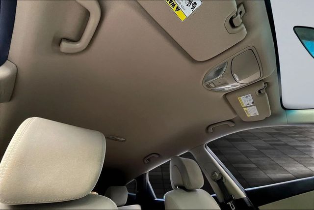 2017 Hyundai Santa Fe Sport 2.4L Automatic - 22957988 - 31