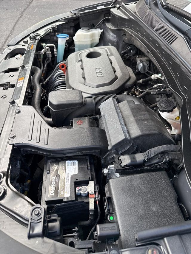 2017 Hyundai Santa Fe Sport 2.4L Automatic - 22896277 - 31