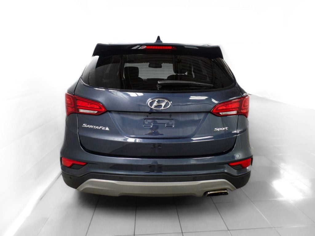 2017 Hyundai Santa Fe Sport 2.4L Automatic - 22619160 - 4