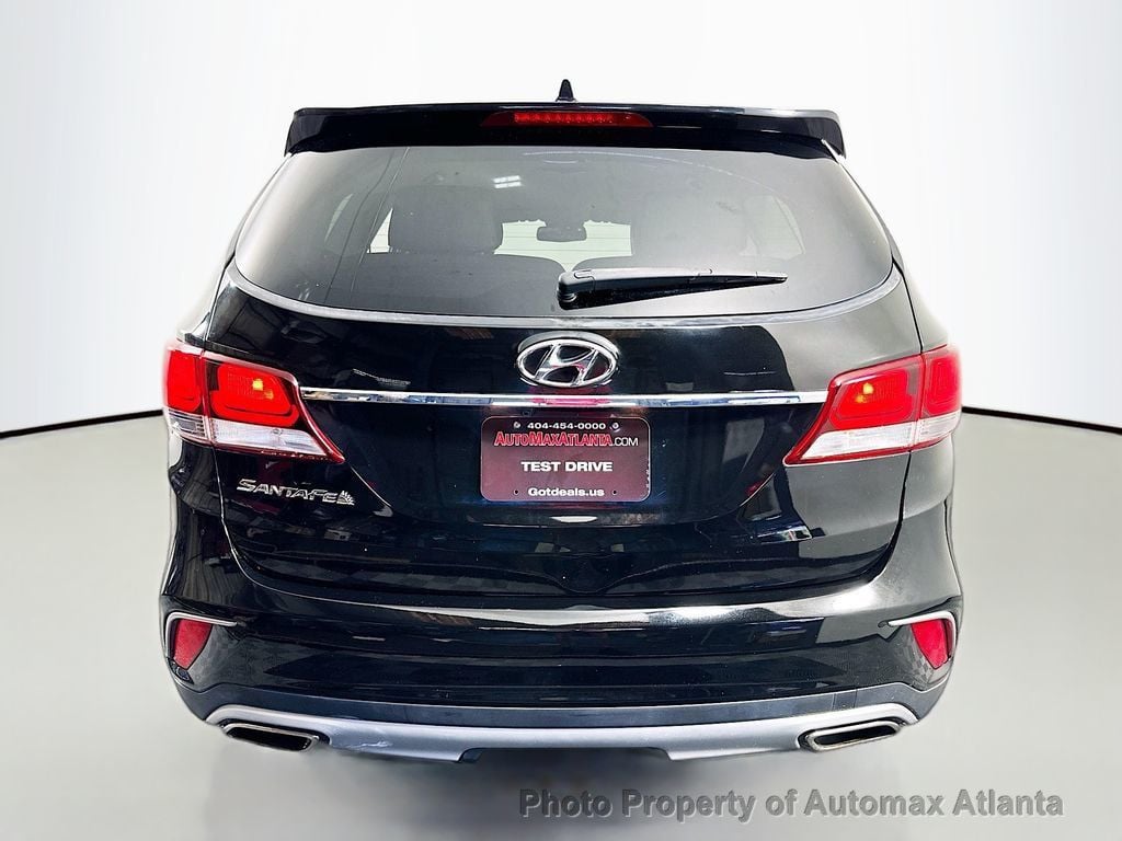 2017 Hyundai Santa Fe XL SE - 22483865 - 5