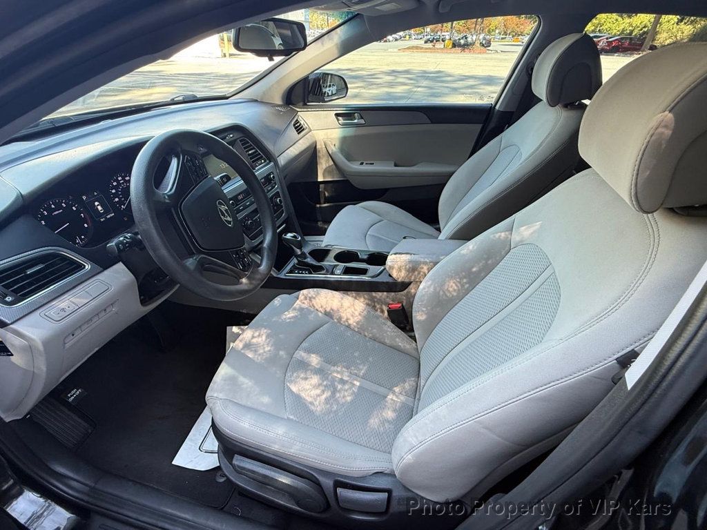 2017 Hyundai Sonata - 22933301 - 12