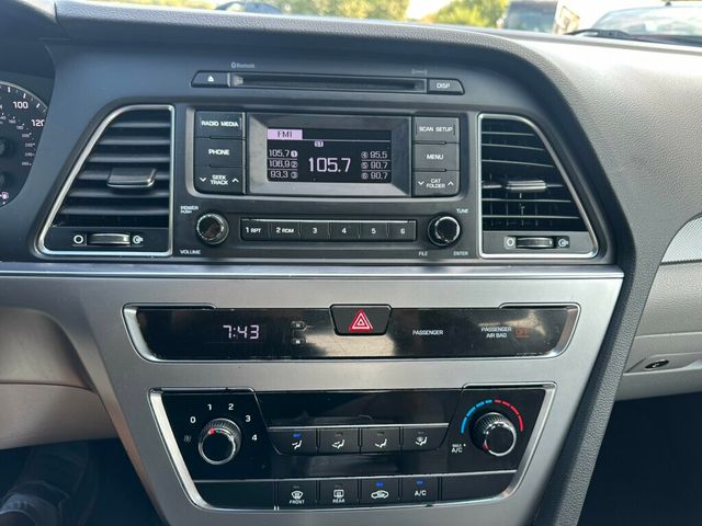 2017 Hyundai Sonata 2.4L PZEV - 22932652 - 14