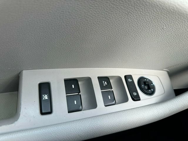 2017 Hyundai Sonata 2.4L PZEV - 22932652 - 15