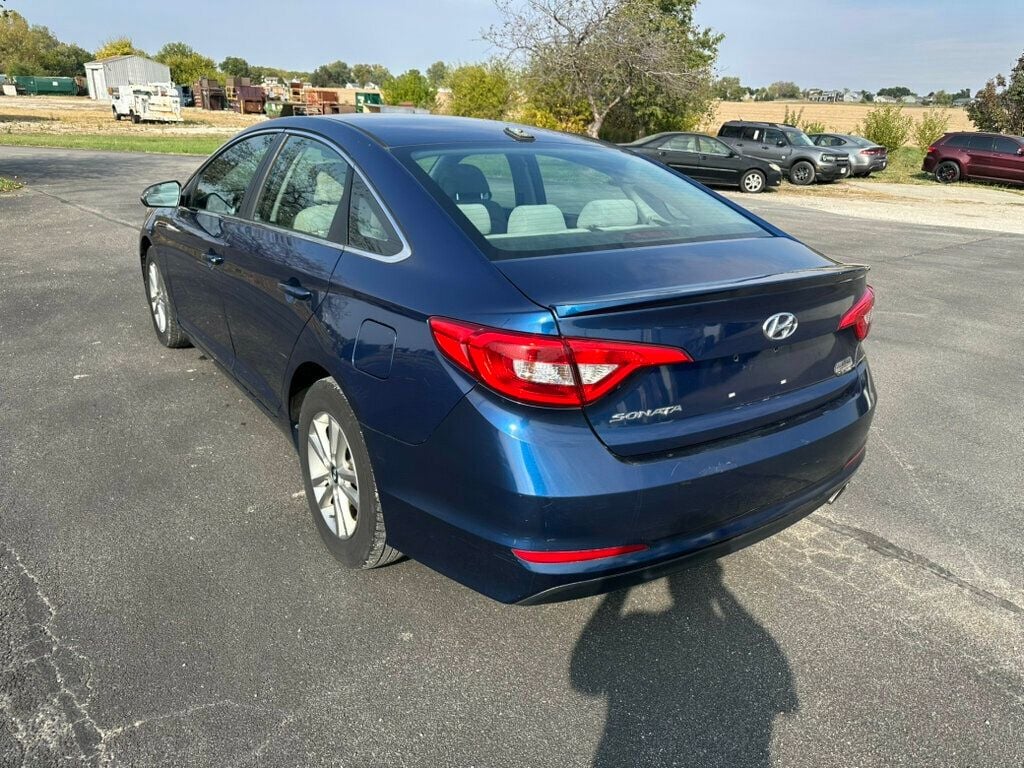 2017 Hyundai Sonata 2.4L PZEV - 22932652 - 2