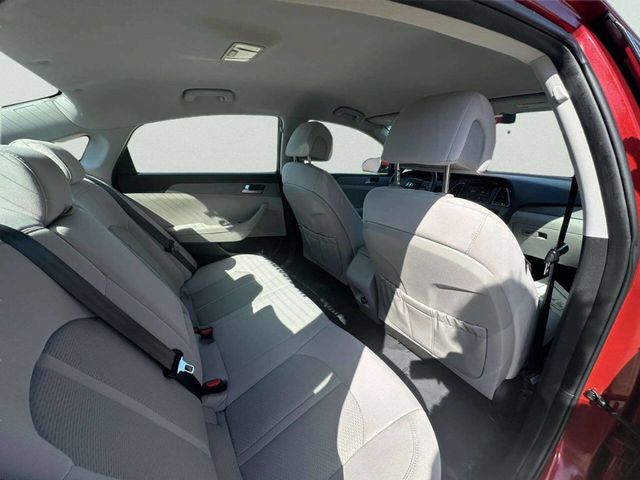 2017 Hyundai Sonata Base 4dr Sedan - 23011250 - 11