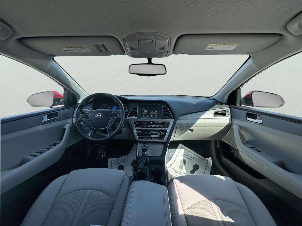 2017 Hyundai Sonata Base 4dr Sedan - 23011250 - 12