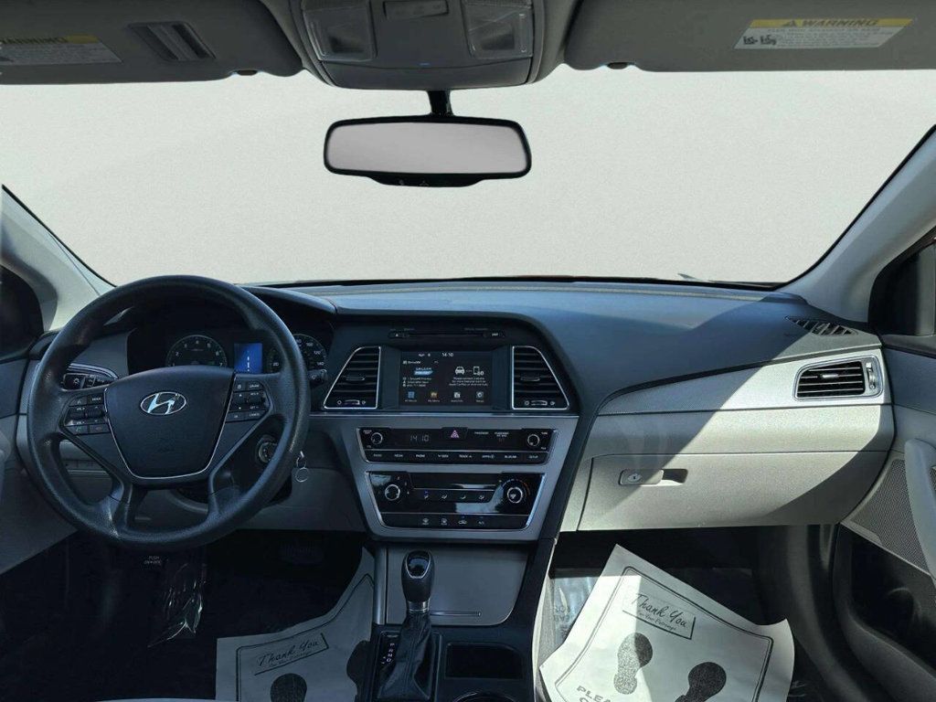 2017 Hyundai Sonata Base 4dr Sedan - 23011250 - 13