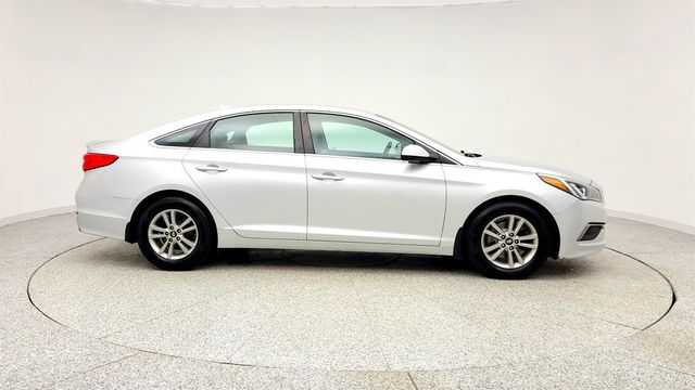 2017 Hyundai Sonata Eco 1.6L - 23000732 - 3